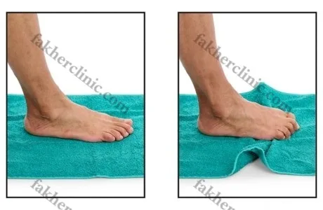 حرکت جمع کردن حوله با انگشتان پا